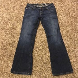 It jeans “Hottie” style Women’s size 29
